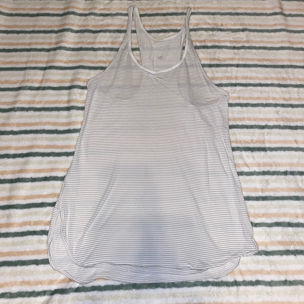 White lululemon top
